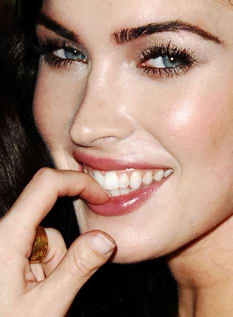how does megan fox feel about her thumb
